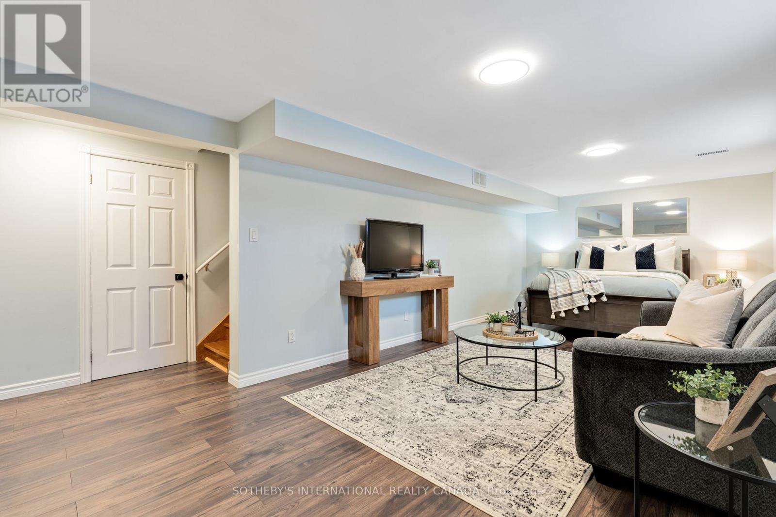 17 South River Road, Georgina, Ontario  L0E 1R0 - Photo 38 - N12616932