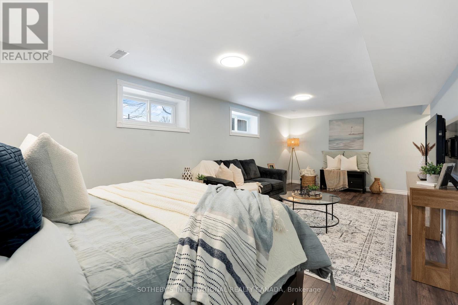 17 South River Road, Georgina, Ontario  L0E 1R0 - Photo 41 - N12616932