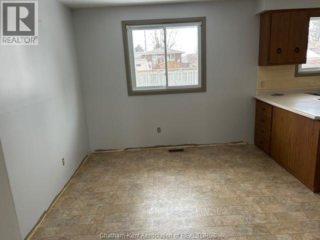 52 Whippoorwill Crescent, Chatham, Ontario N7L 4A3 - Photo 7 - 25031536