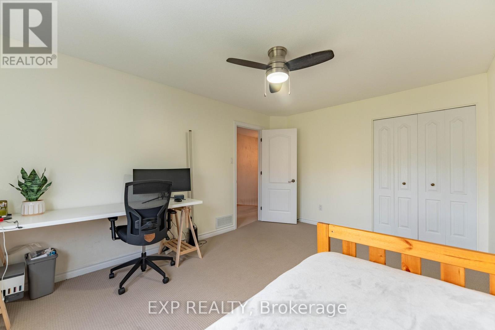 17 Olde Towne Avenue, Russell, Ontario  K4R 0A5 - Photo 25 - X12482856