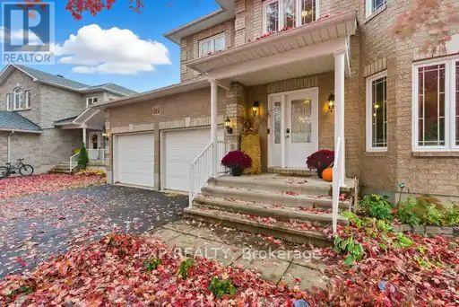 17 Olde Towne Avenue, Russell, Ontario  K4R 0A5 - Photo 3 - X12482856