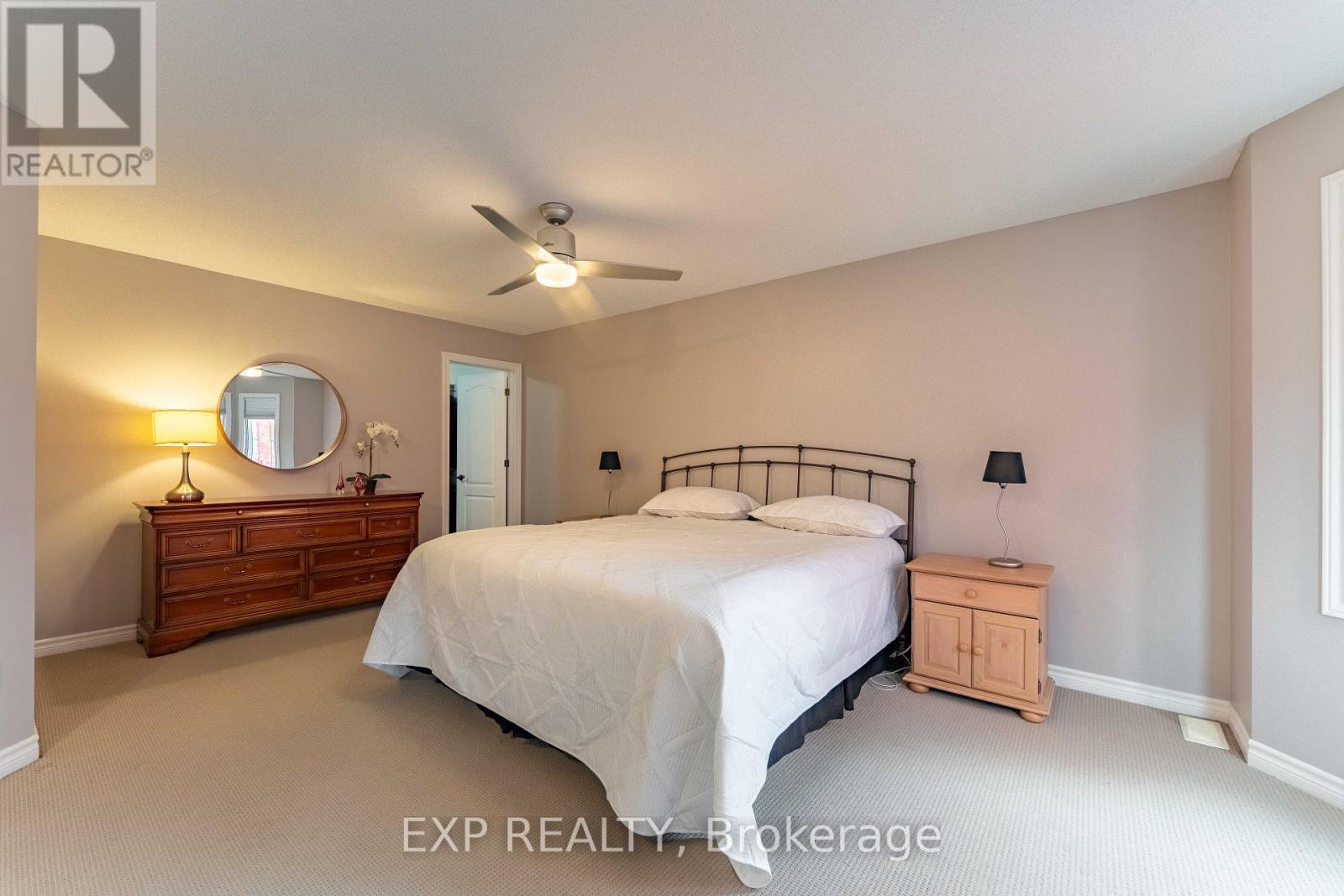 17 Olde Towne Avenue, Russell, Ontario  K4R 0A5 - Photo 33 - X12482856