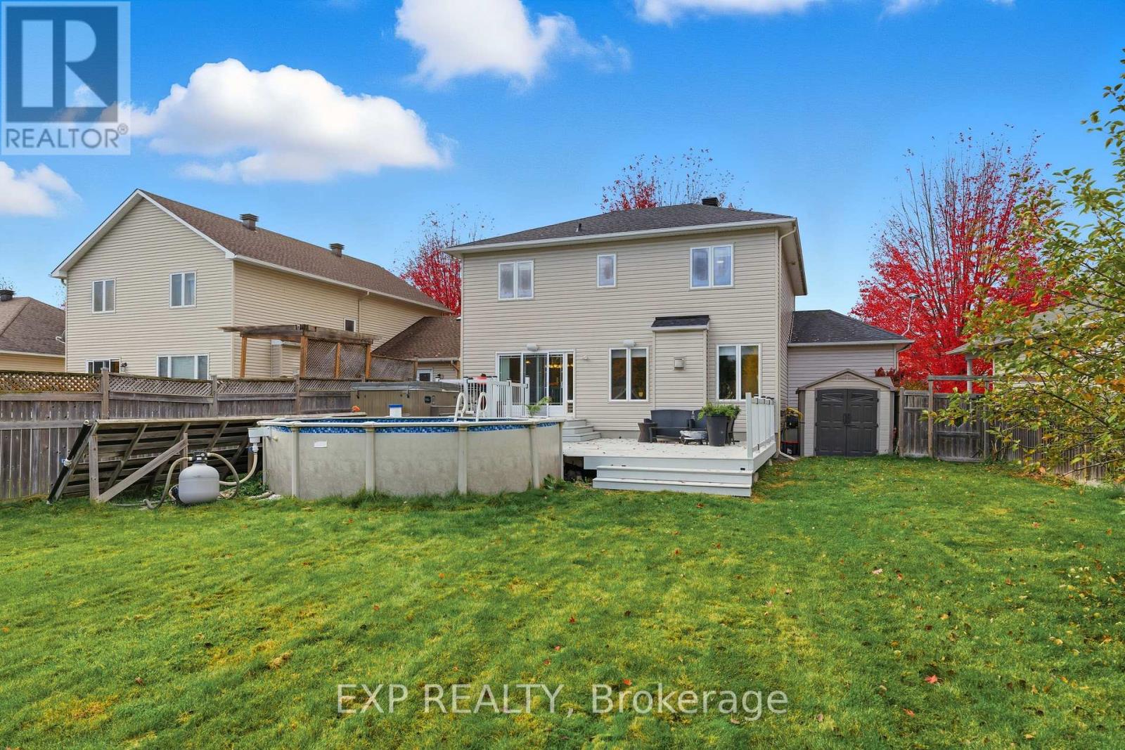 17 Olde Towne Avenue, Russell, Ontario  K4R 0A5 - Photo 47 - X12482856