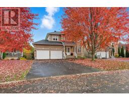 17 OLDE TOWNE AVENUE, Russell, Ontario