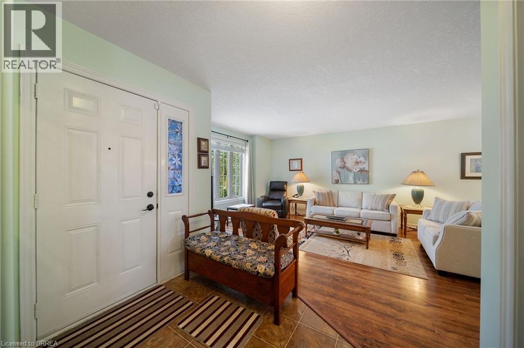 26 Jamieson Court, Brantford, Ontario  N3T 6T1 - Photo 5 - 40792806