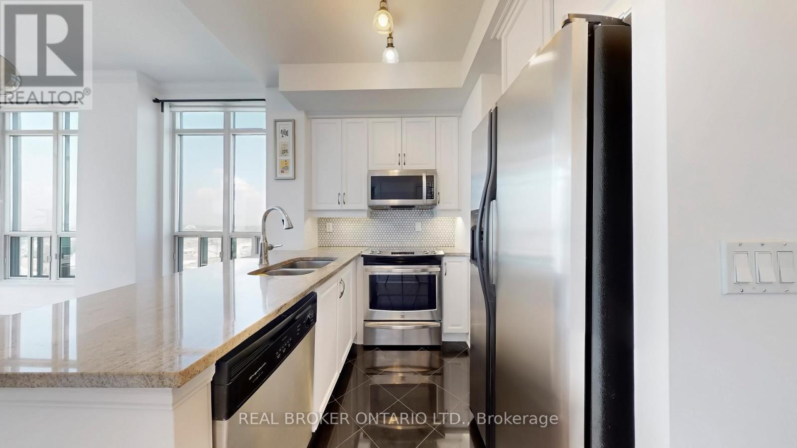 Ph7 - 2087 Lake Shore Boulevard W, Toronto, Ontario  M8V 4G3 - Photo 18 - W12613044