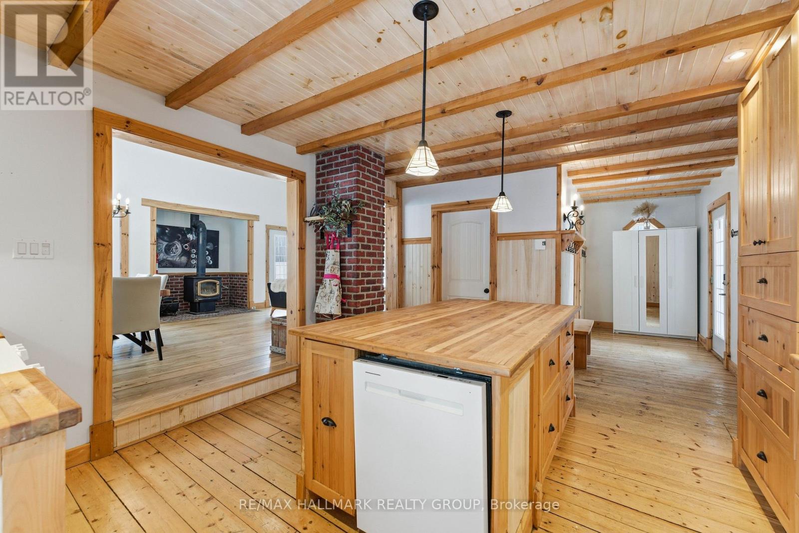 5196 County 10 Road, The Nation, Ontario  K0B 1G0 - Photo 11 - X12627174