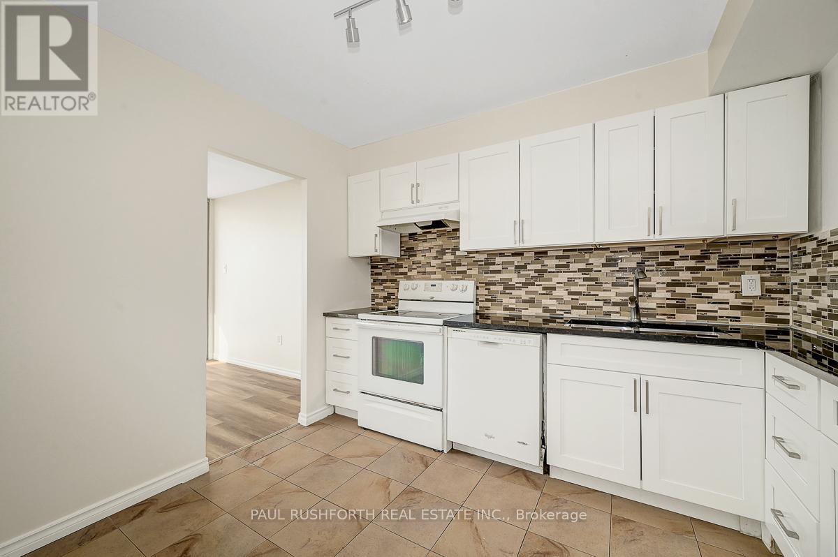 1605 - 2759 Carousel Crescent, Ottawa, Ontario  K1T 2N5 - Photo 11 - X12627198