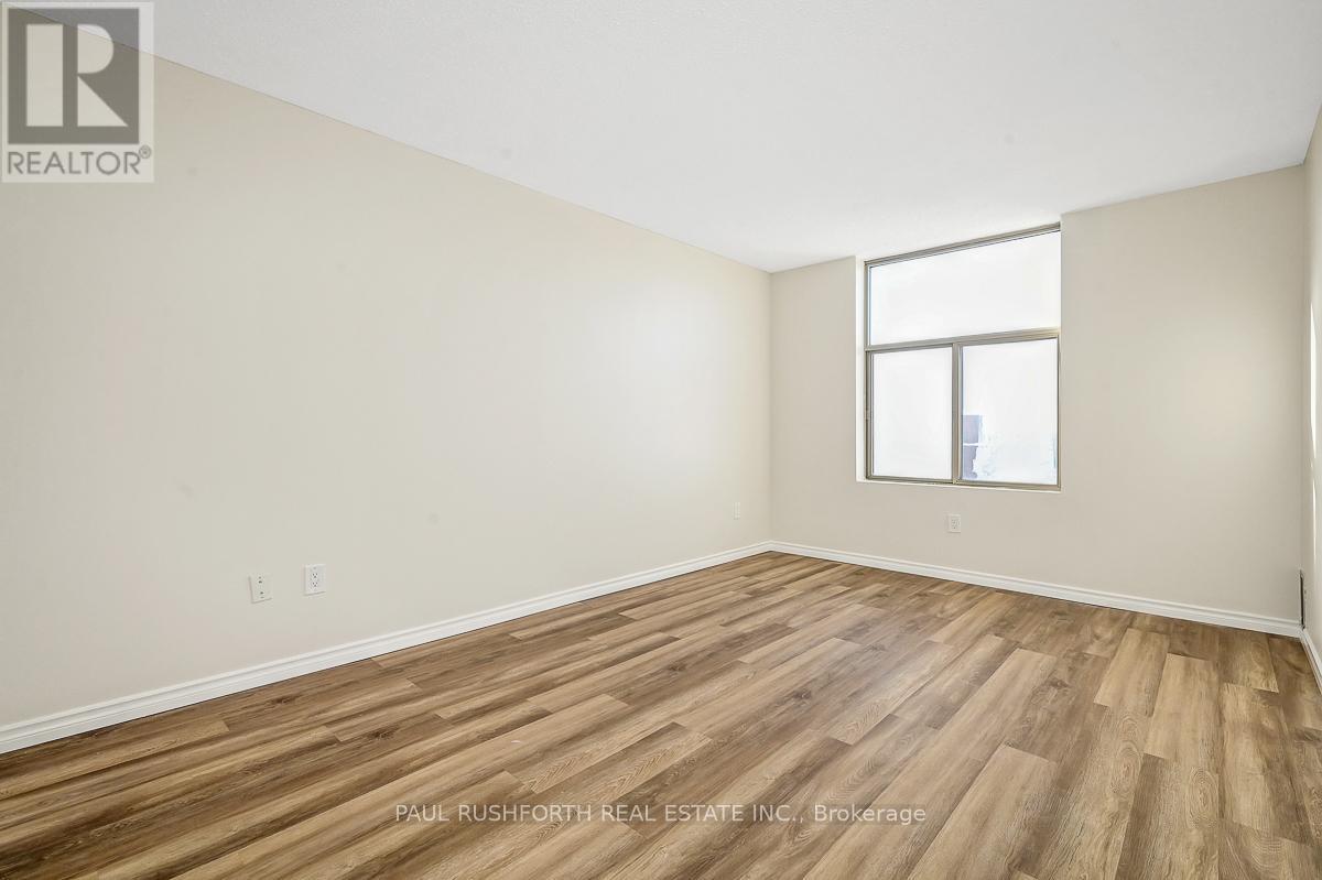 1605 - 2759 Carousel Crescent, Ottawa, Ontario  K1T 2N5 - Photo 14 - X12627198