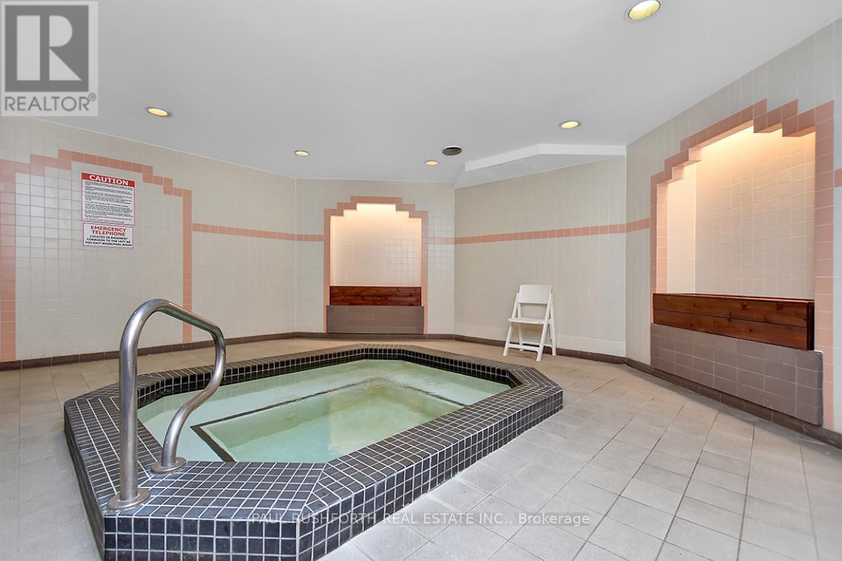 1605 - 2759 Carousel Crescent, Ottawa, Ontario  K1T 2N5 - Photo 35 - X12627198