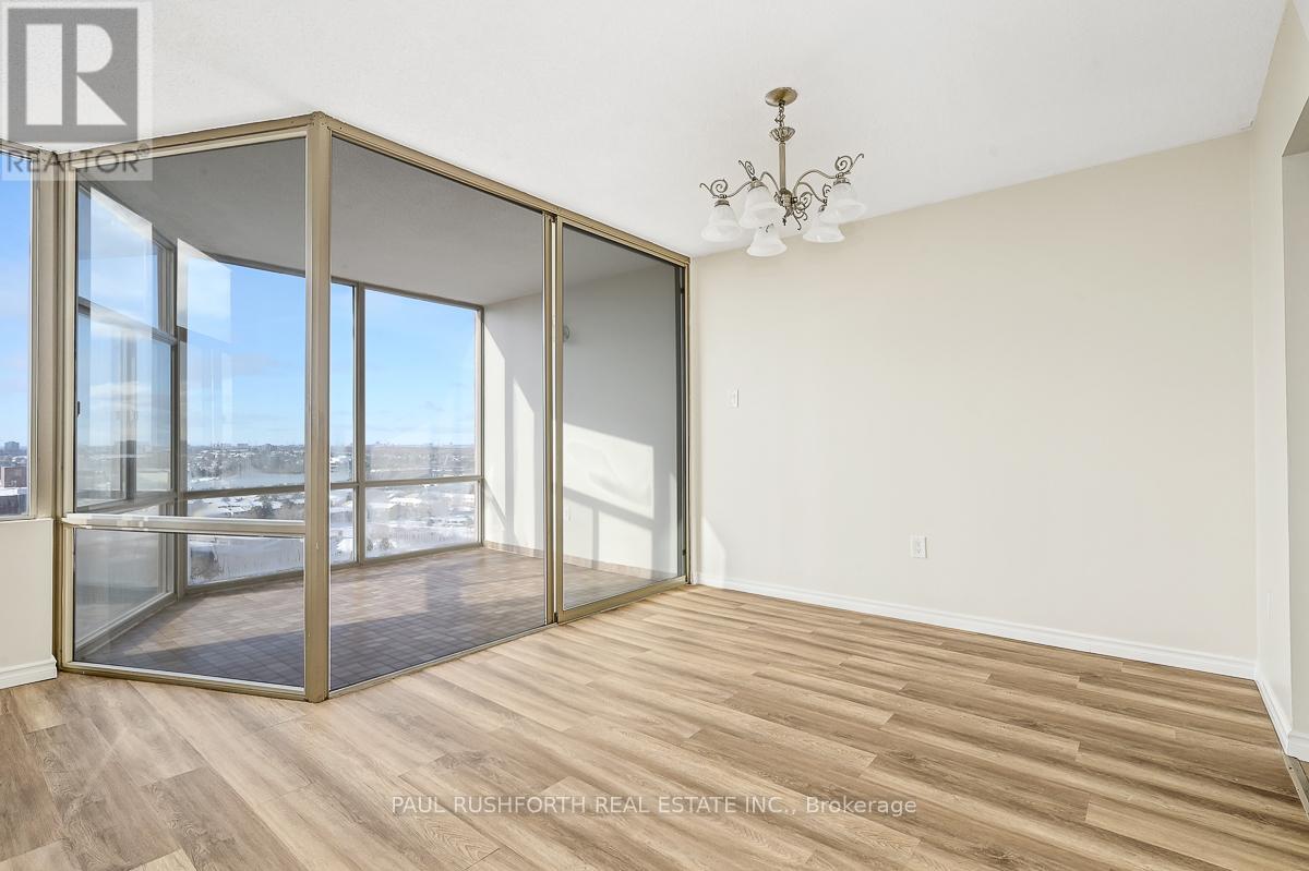 1605 - 2759 Carousel Crescent, Ottawa, Ontario  K1T 2N5 - Photo 6 - X12627198