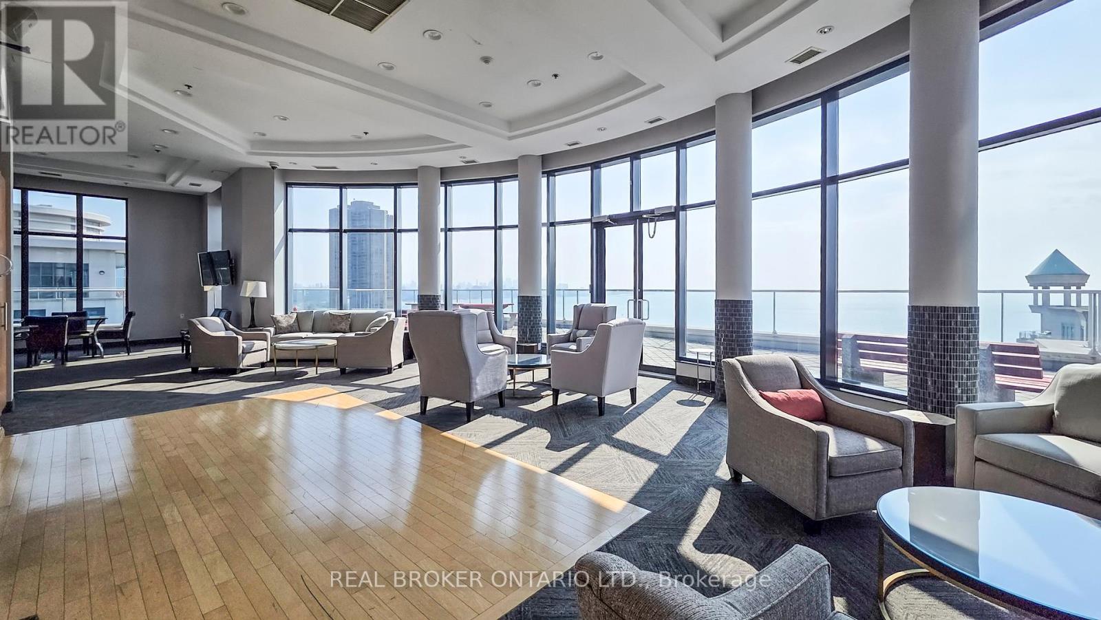 Ph7 - 2087 Lake Shore Boulevard W, Toronto, Ontario  M8V 4G3 - Photo 35 - W12613044