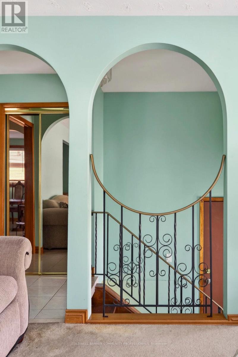 178 Marcella Crescent, Hamilton, Ontario  L8K 6G3 - Photo 12 - X12627004