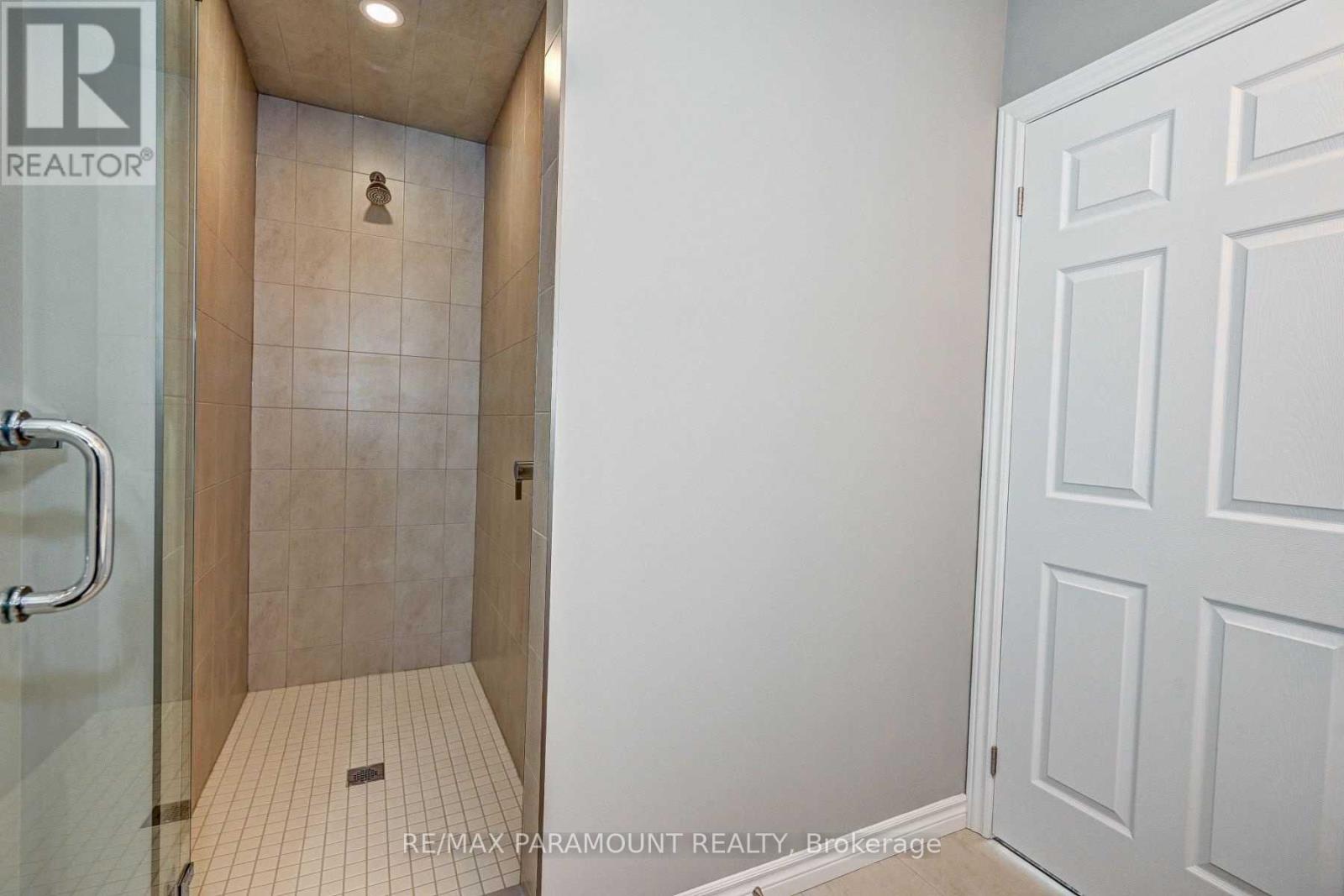 162 Oat Lane, Kitchener, Ontario  N2R 0R6 - Photo 32 - X12627026