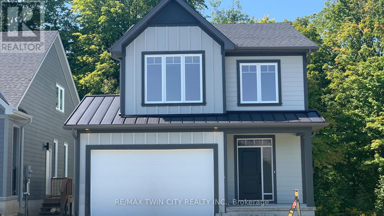 73 JULIE CRESCENT, London South, Ontario