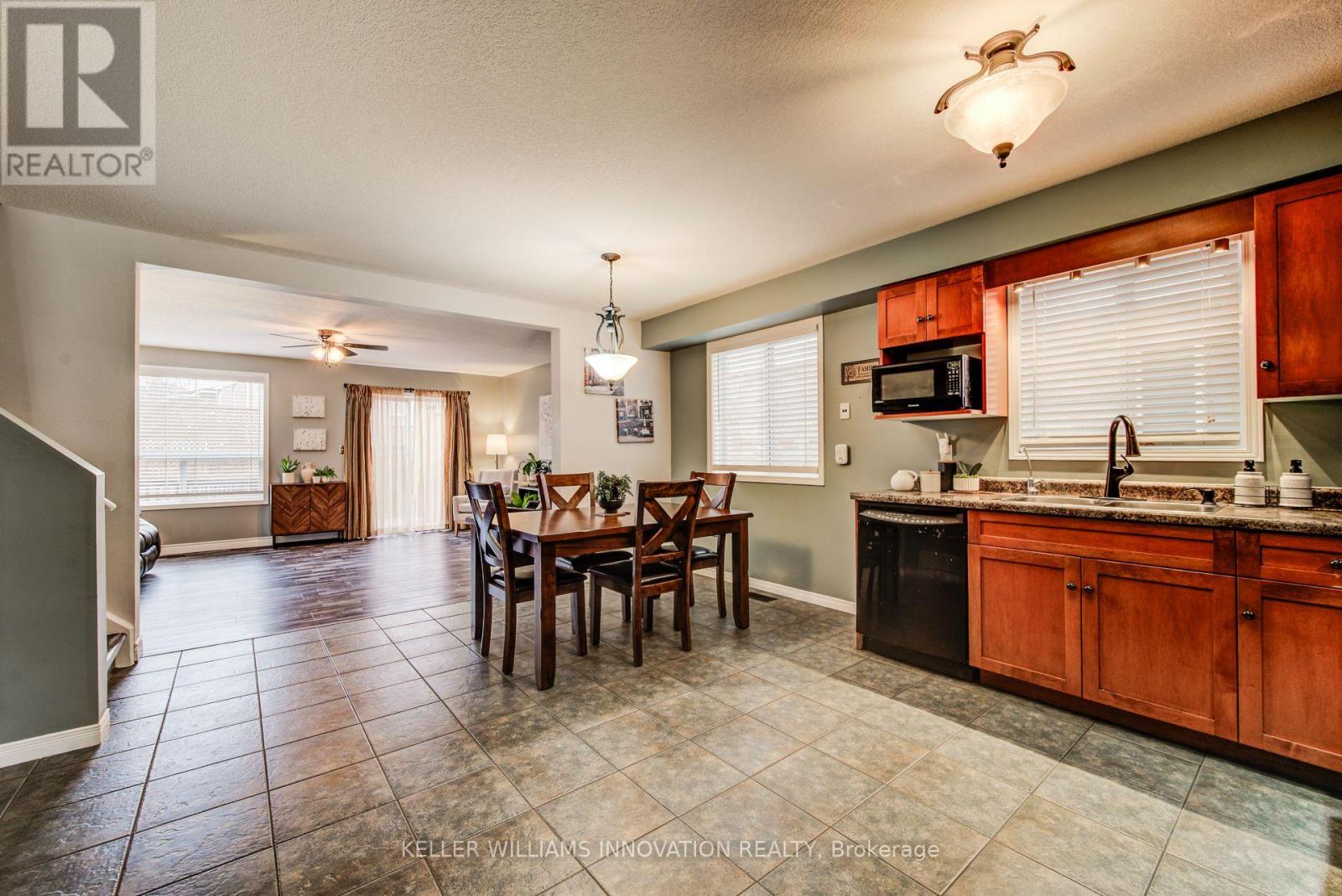 29 Chester Drive, Cambridge, Ontario  N1T 2C4 - Photo 3 - X12627032