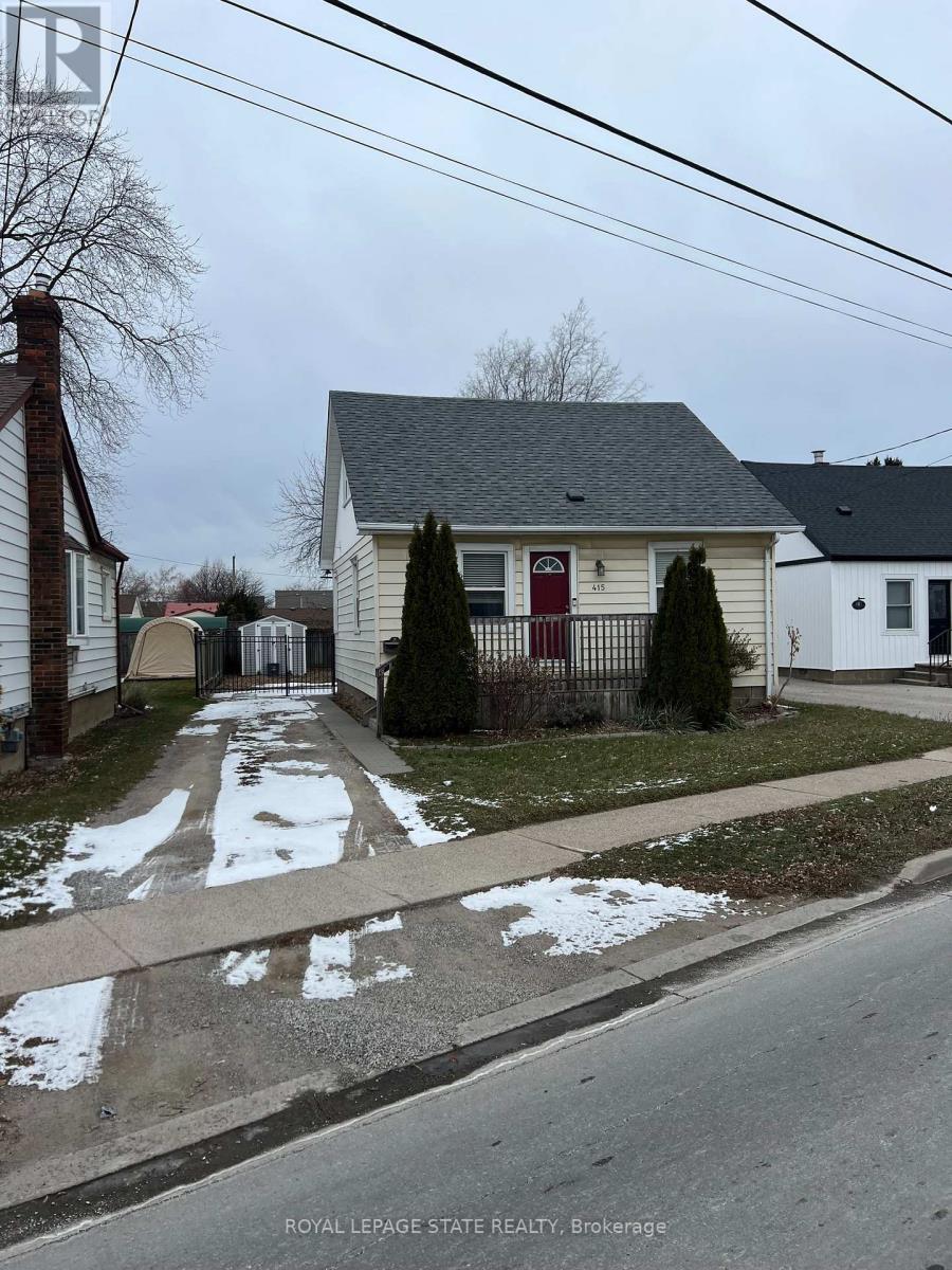 415 Welland Avenue, St. Catharines (Facer), Ontario  L2M 5V1 - Photo 2 - X12627034
