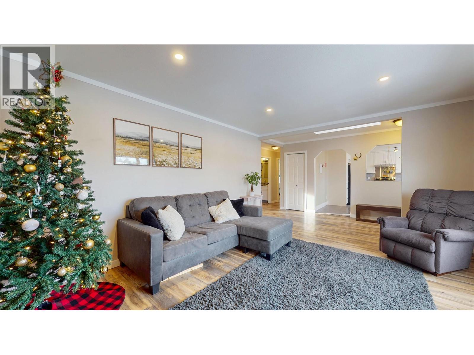 203 8th Street S, Cranbrook, British Columbia V1C 1N9 - Photo 7 - 10365908