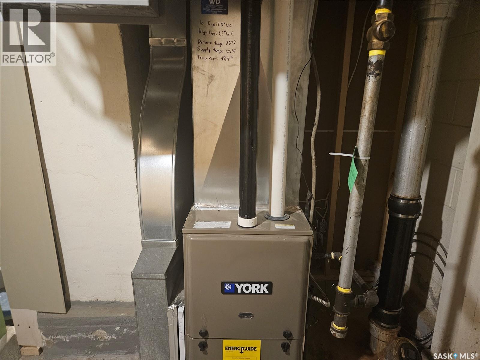 436 Iroquois Street W, Moose Jaw, Saskatchewan  S6H 5B3 - Photo 19 - SK019155