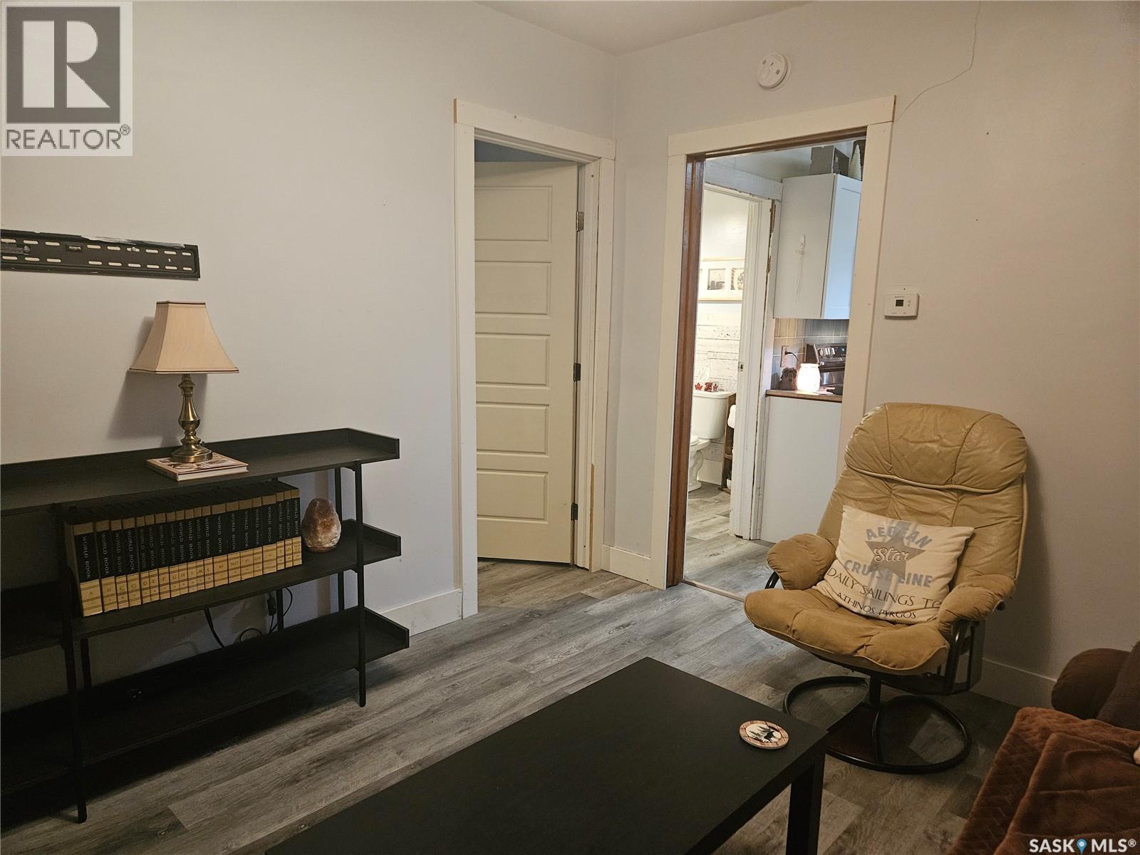 436 Iroquois Street W, Moose Jaw, Saskatchewan  S6H 5B3 - Photo 4 - SK019155