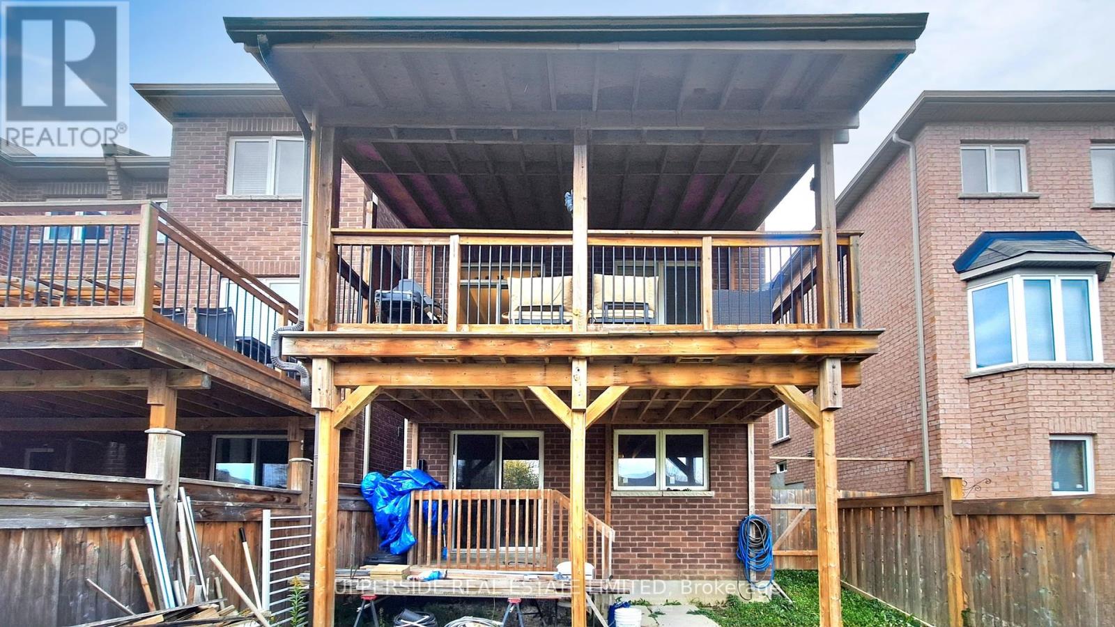 125 Walter Sinclair Court, Richmond Hill, Ontario  L4E 0X4 - Photo 2 - N12475872