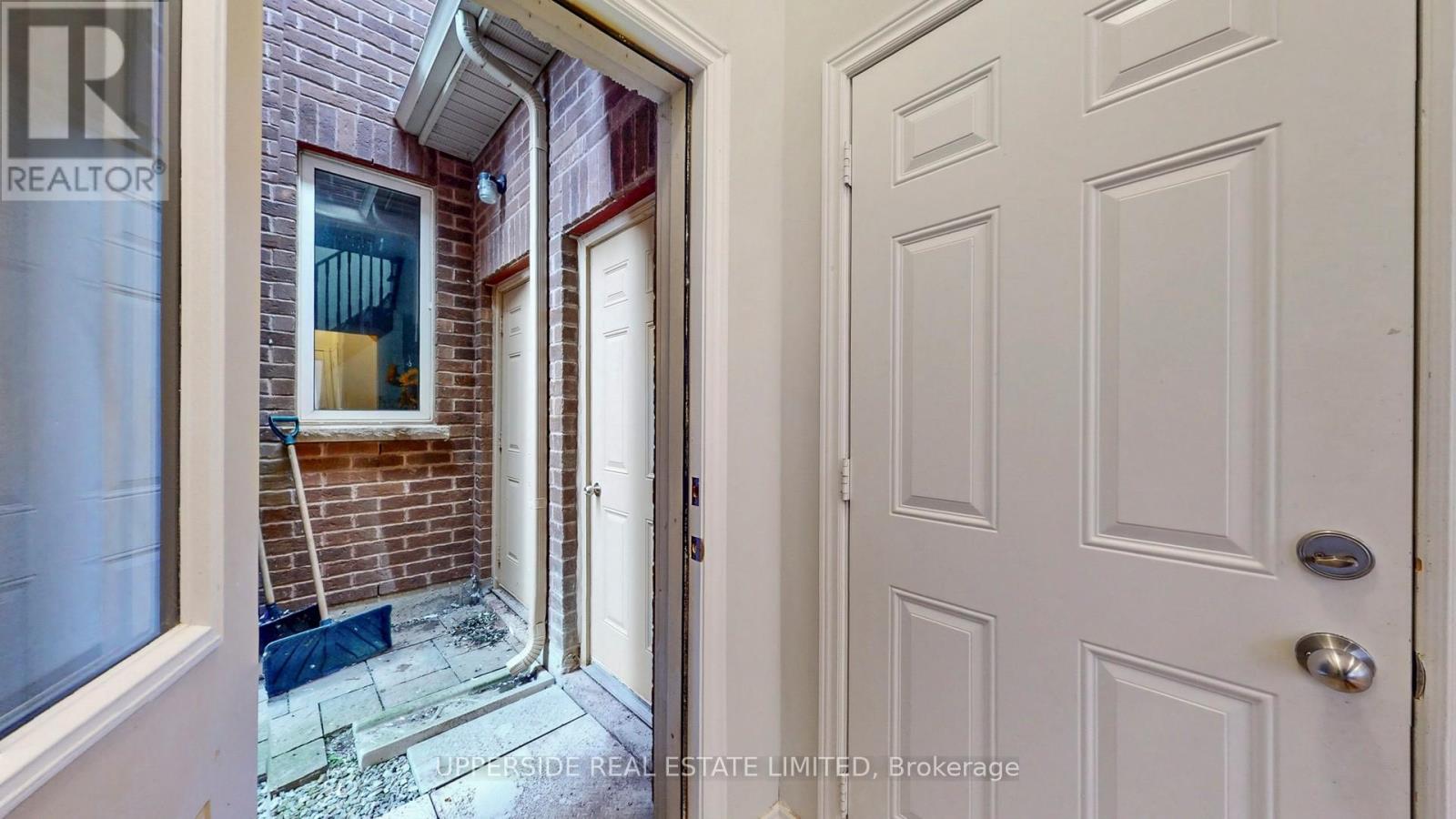 125 Walter Sinclair Court, Richmond Hill, Ontario  L4E 0X4 - Photo 20 - N12475872