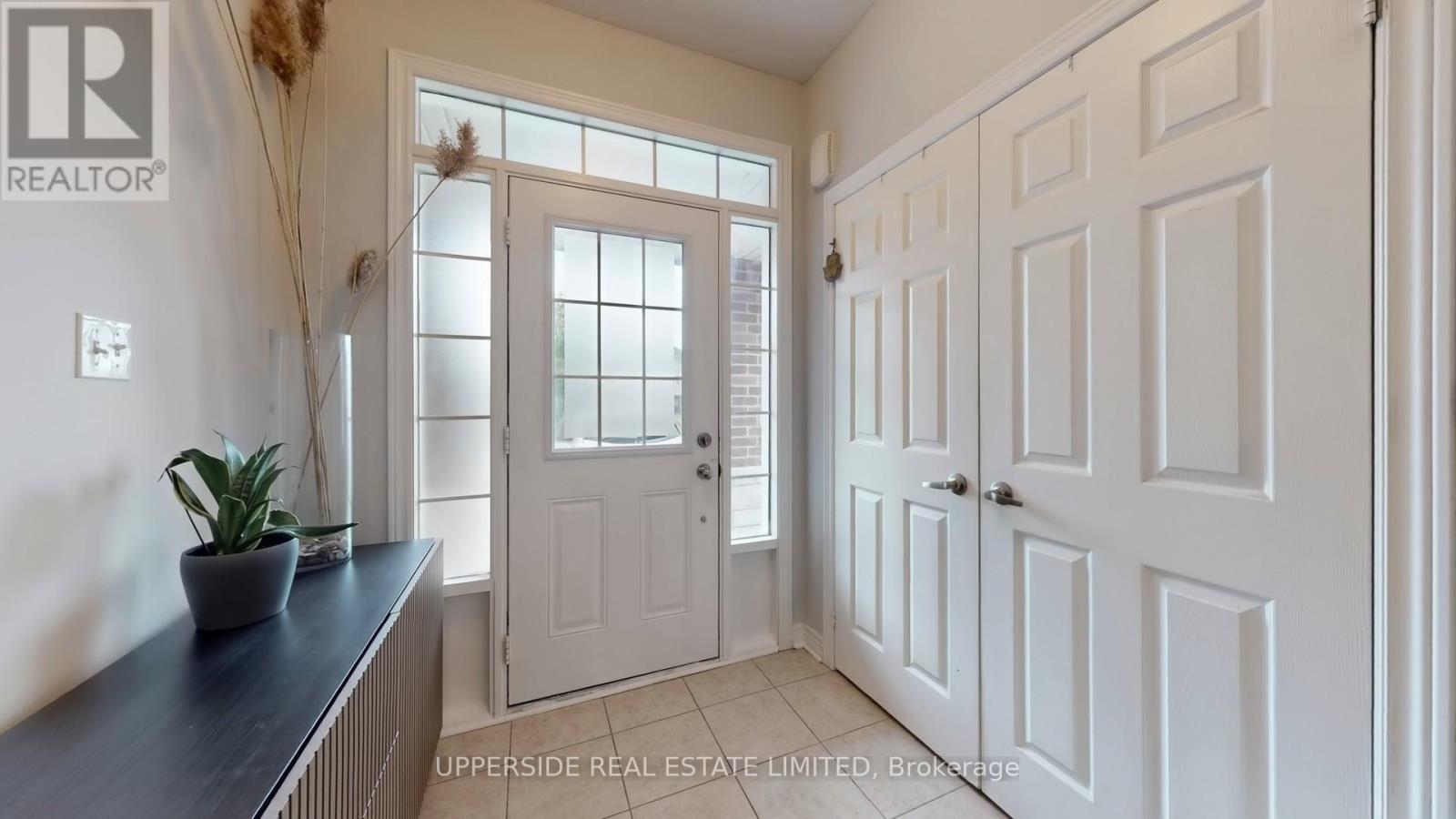 125 Walter Sinclair Court, Richmond Hill, Ontario  L4E 0X4 - Photo 21 - N12475872