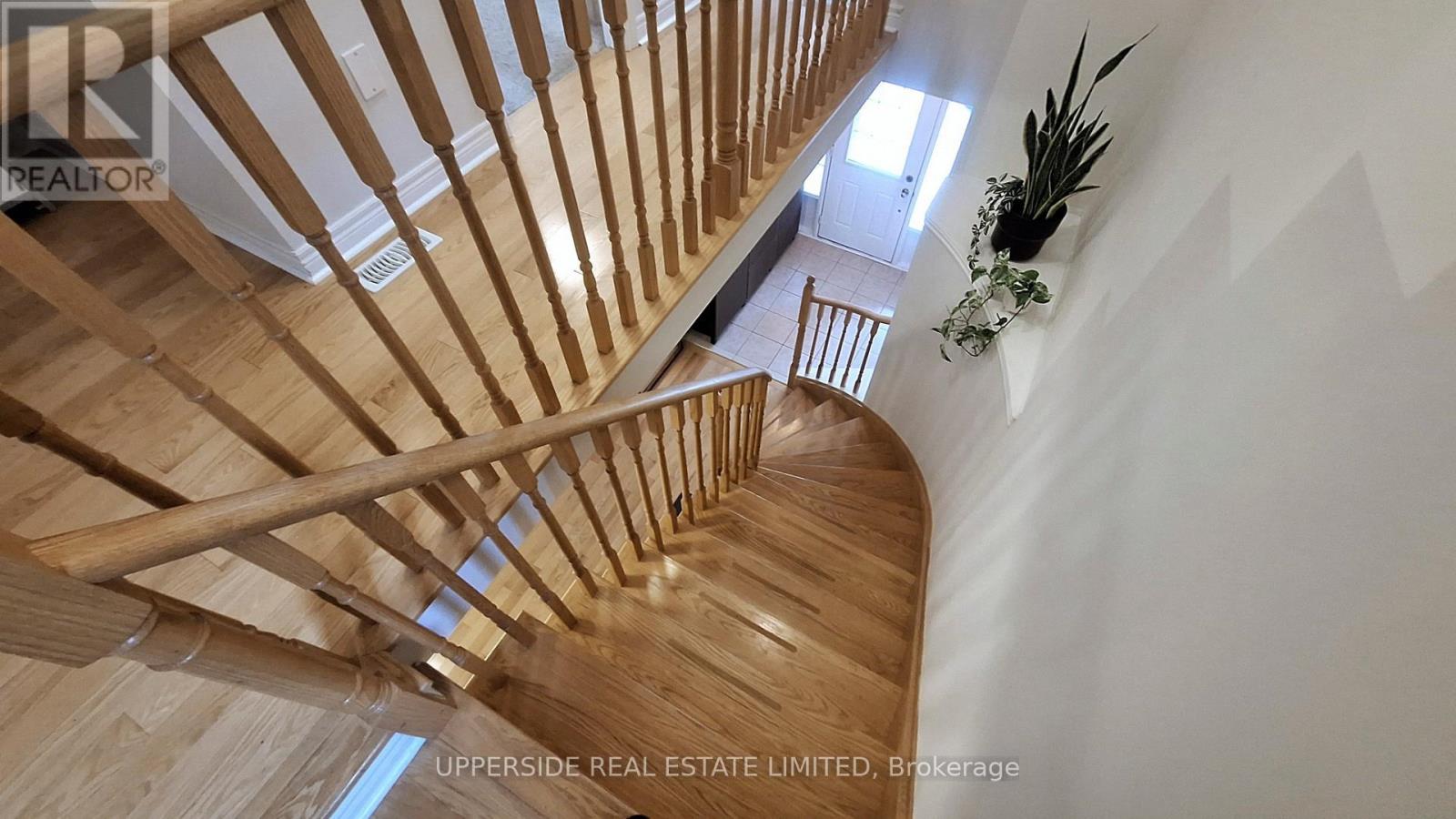 125 Walter Sinclair Court, Richmond Hill, Ontario  L4E 0X4 - Photo 23 - N12475872