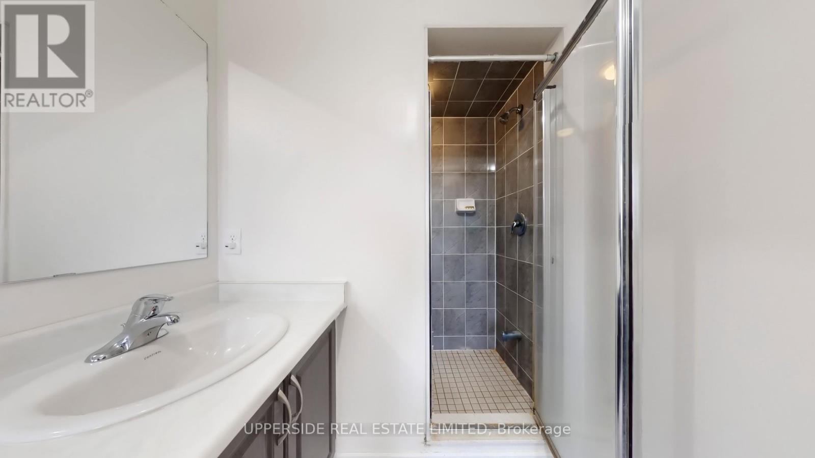 125 Walter Sinclair Court, Richmond Hill, Ontario  L4E 0X4 - Photo 31 - N12475872