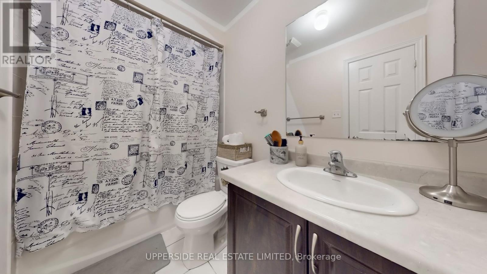 125 Walter Sinclair Court, Richmond Hill, Ontario  L4E 0X4 - Photo 43 - N12475872