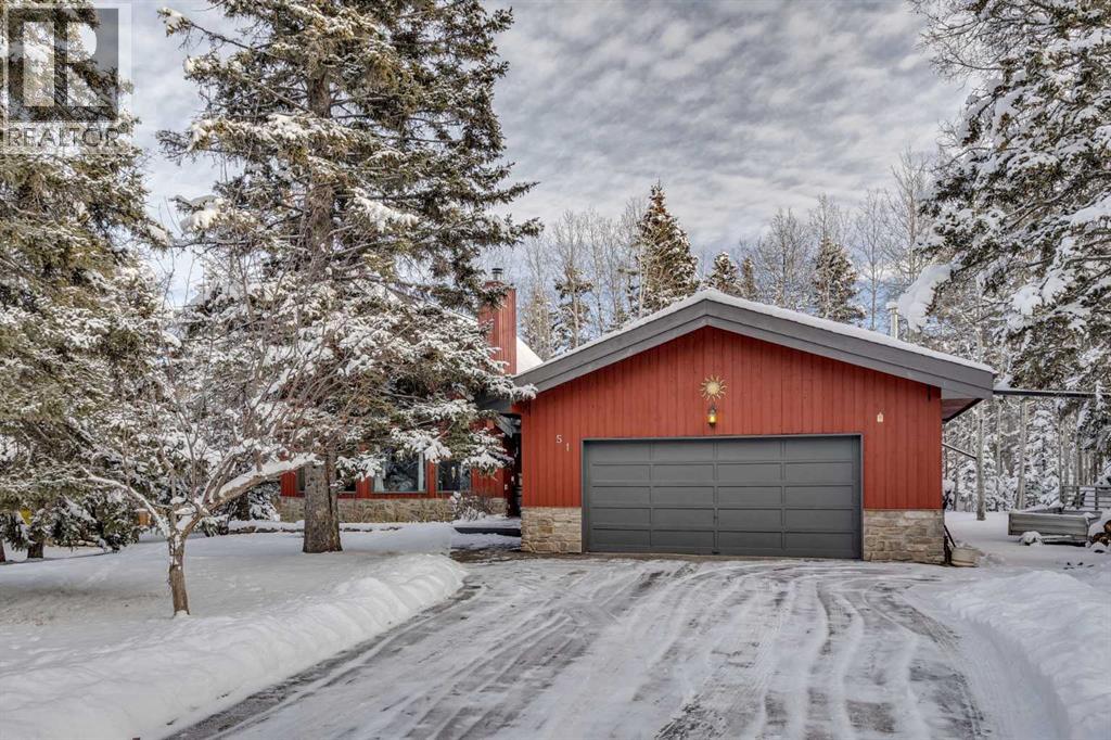 51 Manyhorses Drive, Rural Rocky View County, Alberta  T3Z 1A2 - Photo 2 - A2273481
