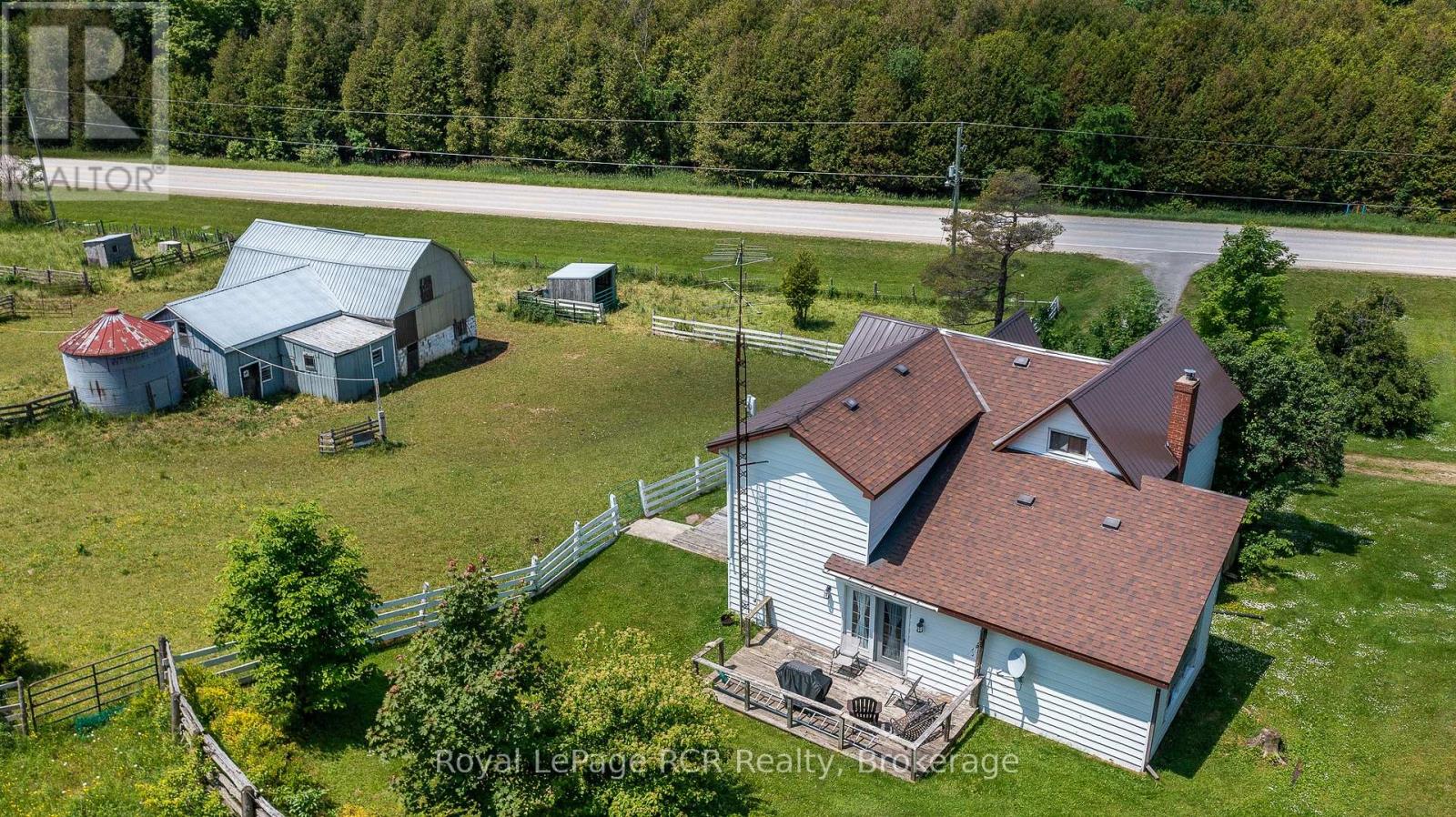 504482 Grey Rd 12, West Grey, Ontario N0C 1H0 - Photo 7 - X12627104