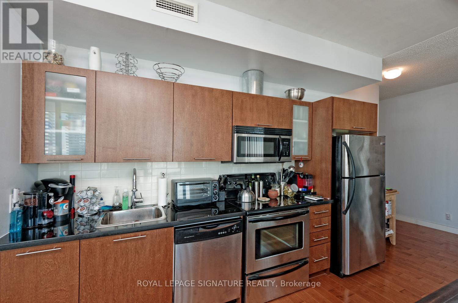 2504 - 33 Mill Street, Toronto, Ontario  M5A 3R3 - Photo 12 - C12626776