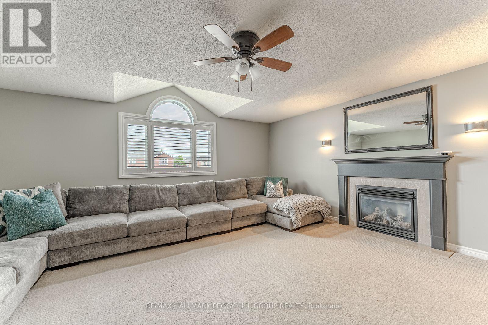 63 Wismer Avenue, Barrie, Ontario  L4N 9T9 - Photo 9 - S12475595