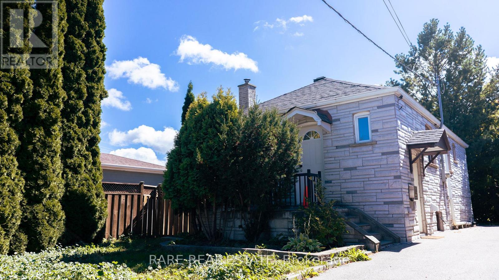 Basement - 33 Juliet Crescent, Toronto, Ontario  M6M 1N5 - Photo 16 - W12564212