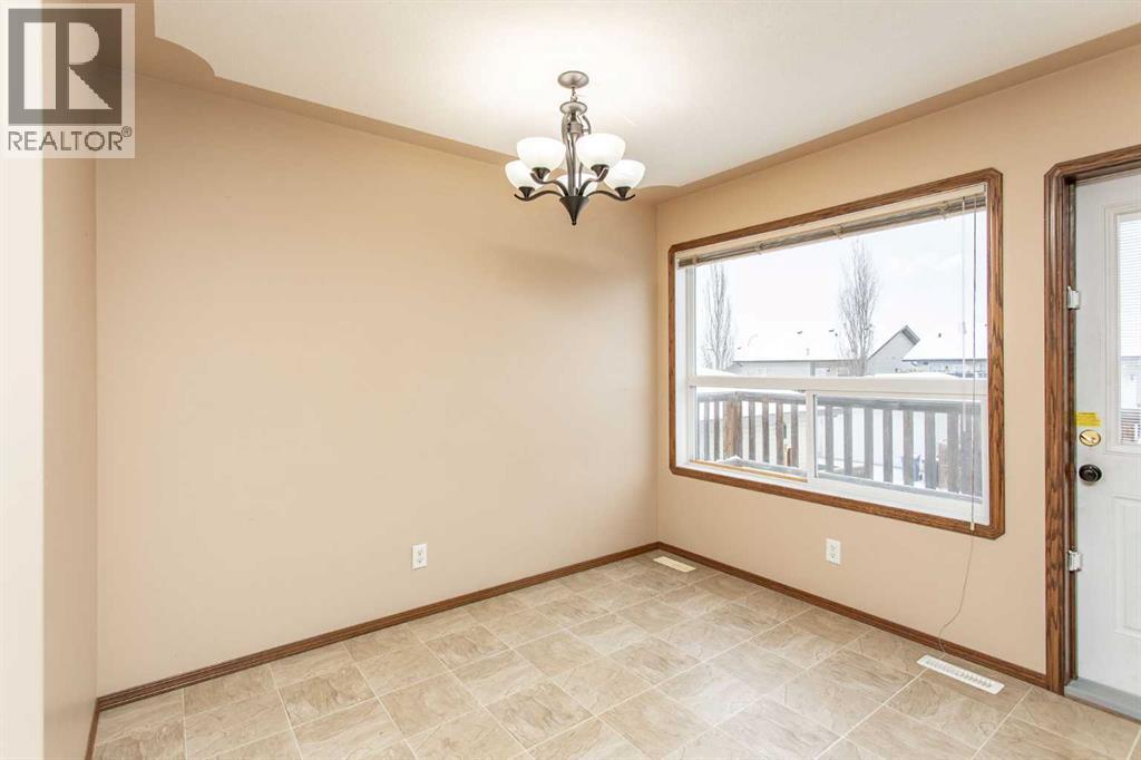 24 Iverson Close, Red Deer, Alberta T4R 3M9 - Photo 10 - A2274363