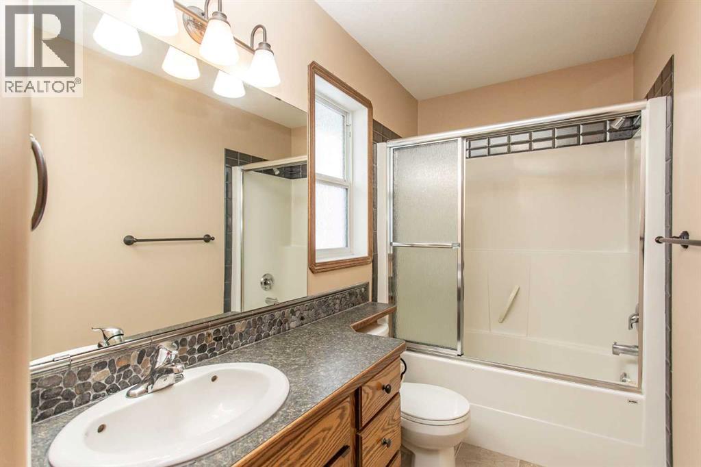 24 Iverson Close, Red Deer, Alberta T4R 3M9 - Photo 14 - A2274363