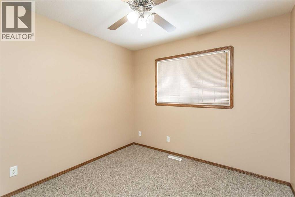 24 Iverson Close, Red Deer, Alberta T4R 3M9 - Photo 15 - A2274363