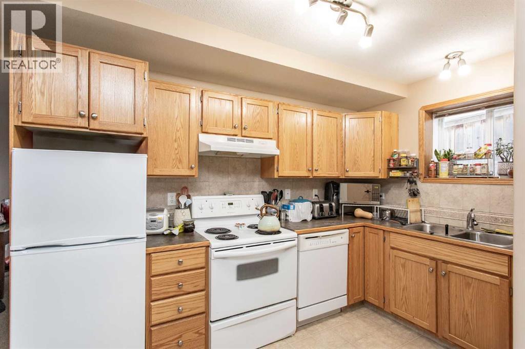 24 Iverson Close, Red Deer, Alberta T4R 3M9 - Photo 21 - A2274363