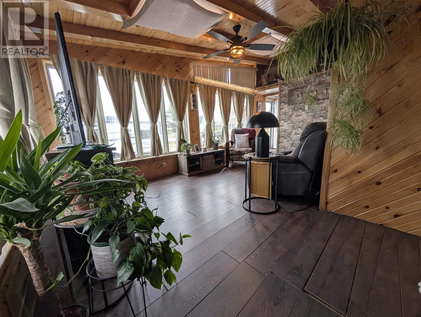 637 Highway 335, West Pubnico, Nova Scotia  B0W 3S0 - Photo 11 - 202525787