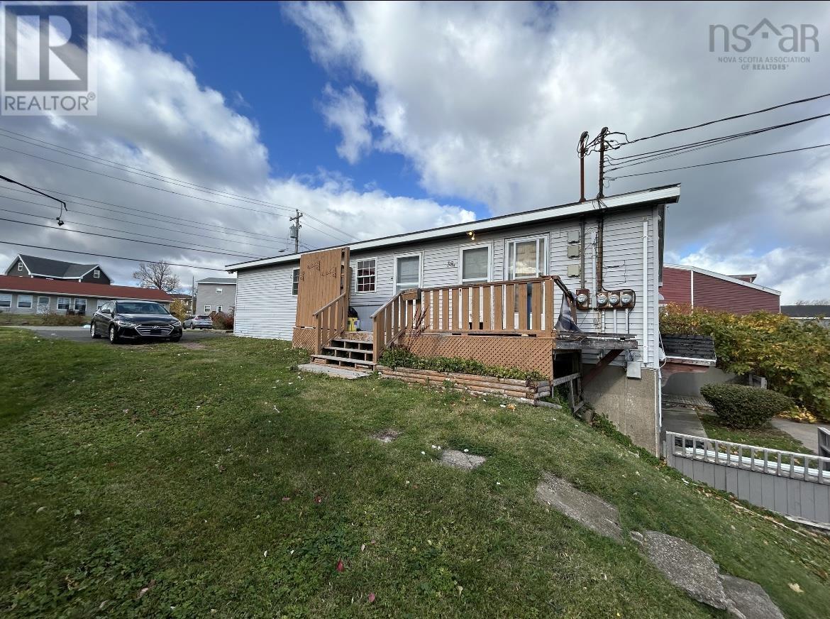 38 Mckeen Street, Glace Bay, Nova Scotia  B1A 5B9 - Photo 2 - 202527775