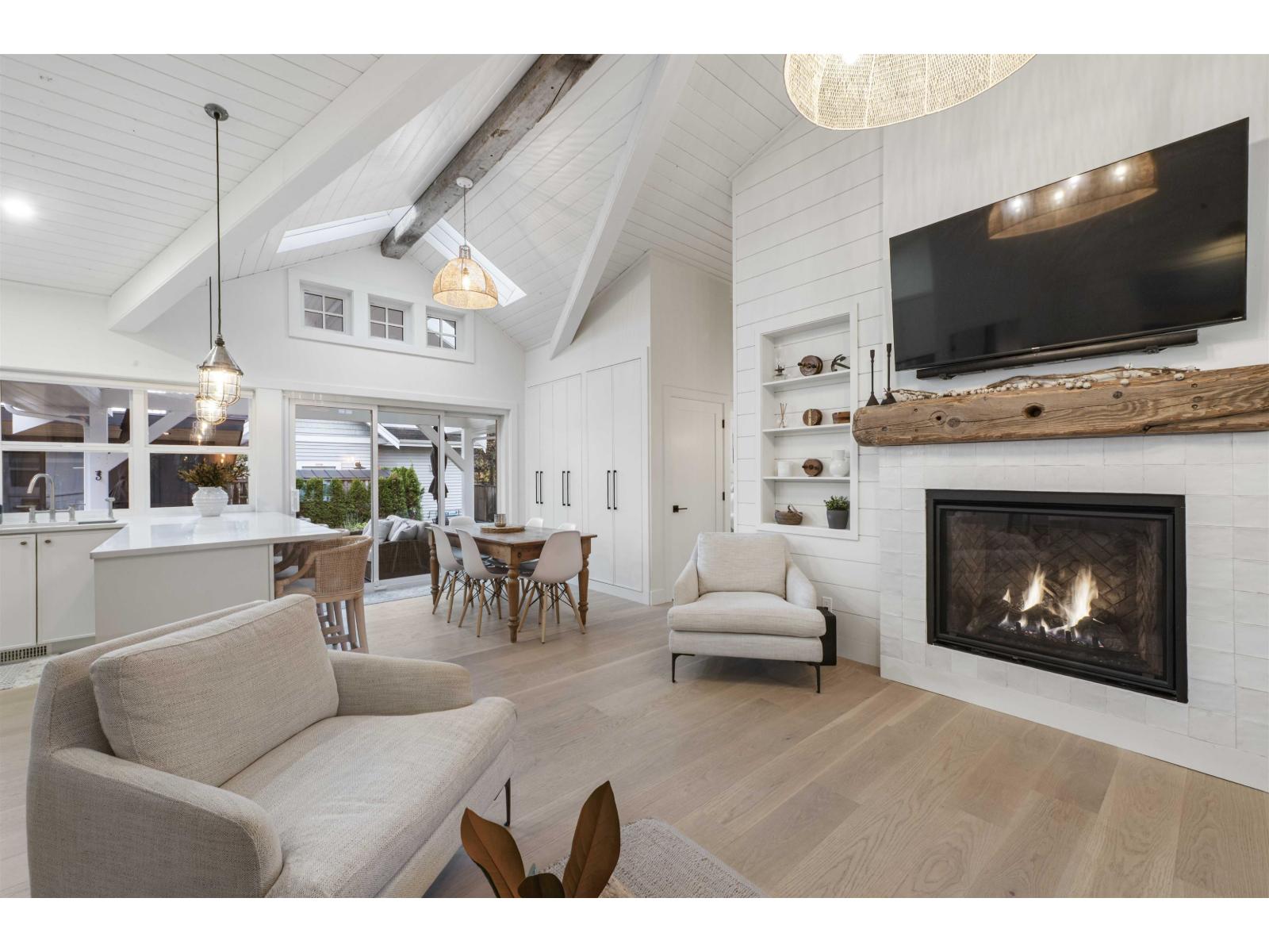 2831 Gordon Avenue, Surrey, British Columbia V4A 3J5 - Photo 8 - R3073381