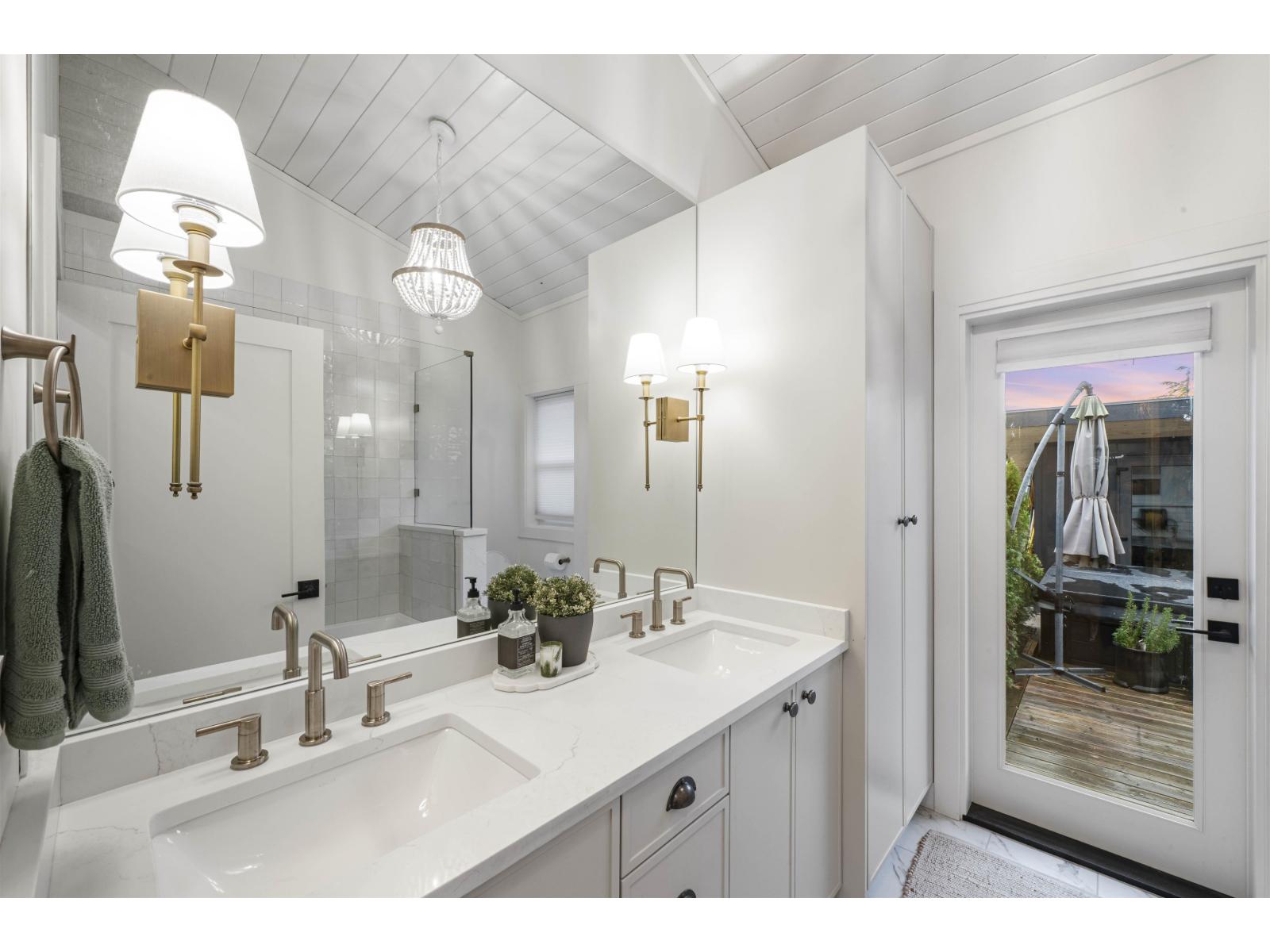 2831 Gordon Avenue, Surrey, British Columbia V4A 3J5 - Photo 14 - R3073381