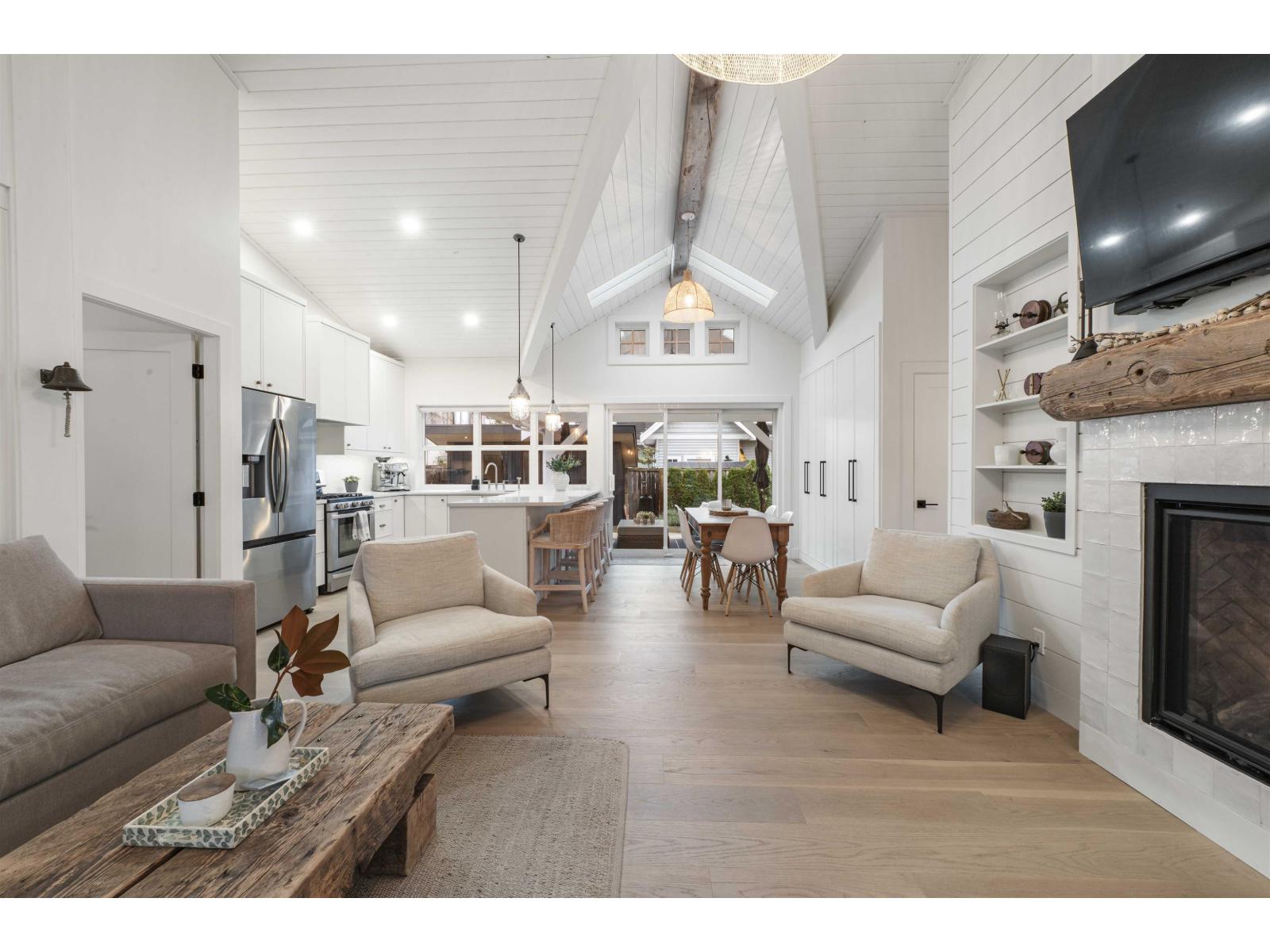 2831 Gordon Avenue, Surrey, British Columbia V4A 3J5 - Photo 5 - R3073381