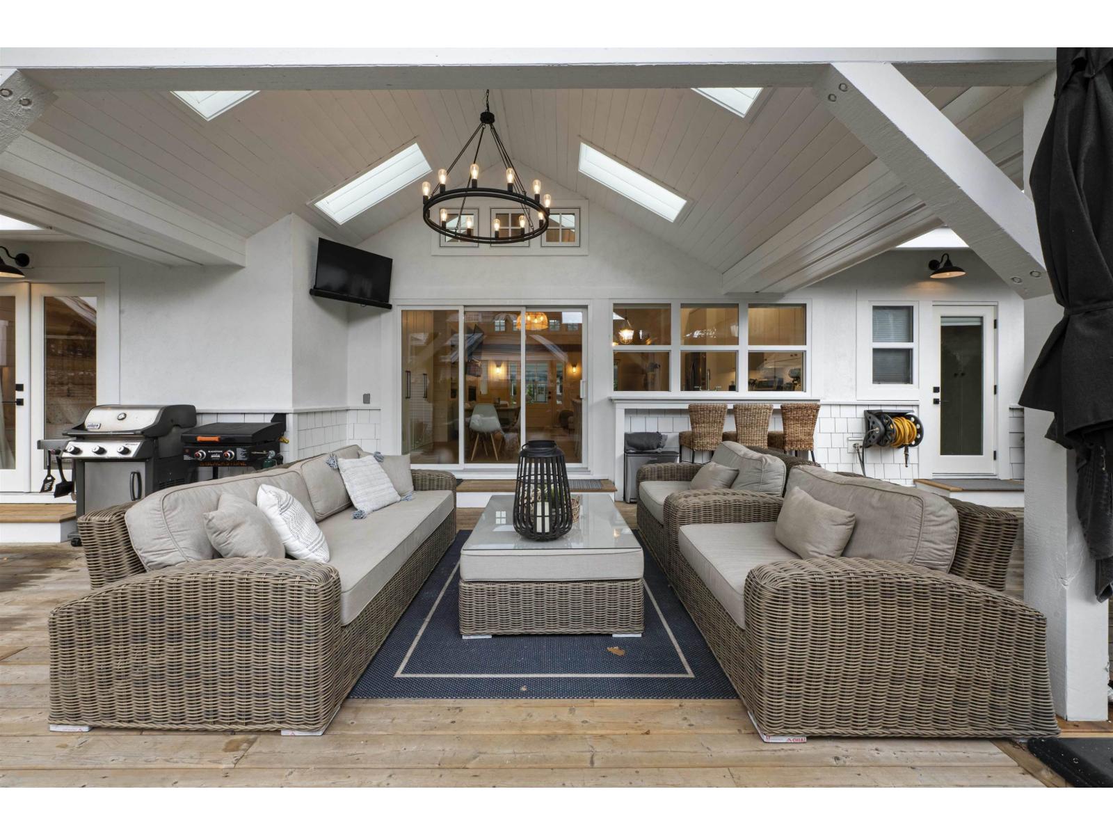 2831 Gordon Avenue, Surrey, British Columbia V4A 3J5 - Photo 18 - R3073381