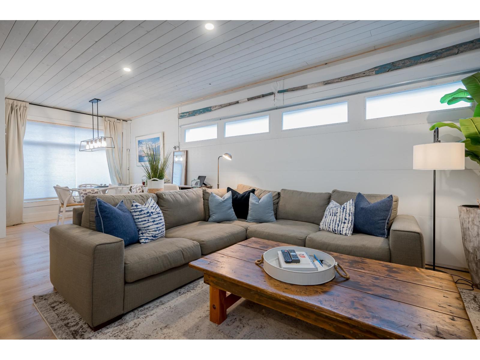 2831 Gordon Avenue, Surrey, British Columbia V4A 3J5 - Photo 26 - R3073381