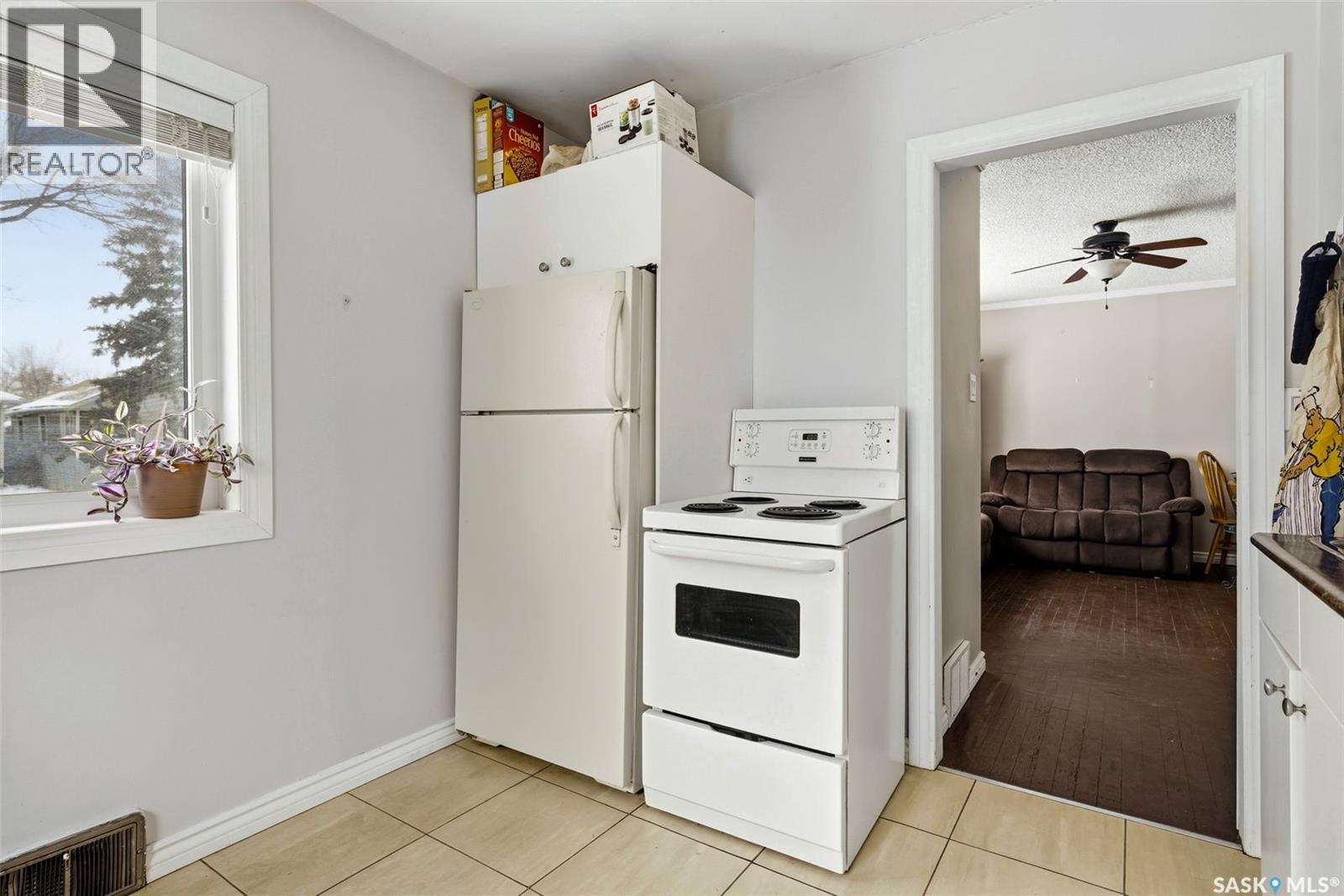 725 Mctavish Street, Regina, Saskatchewan  S4T 3T8 - Photo 9 - SK025508