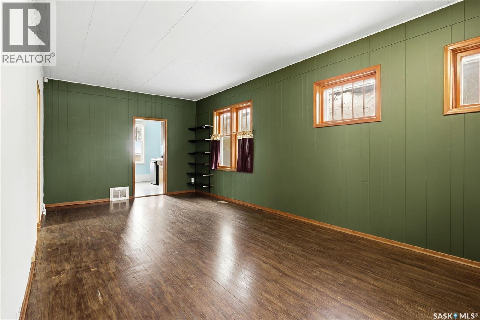 1929 Toronto Street, Regina, Saskatchewan  S4P 1M9 - Photo 6 - SK025507