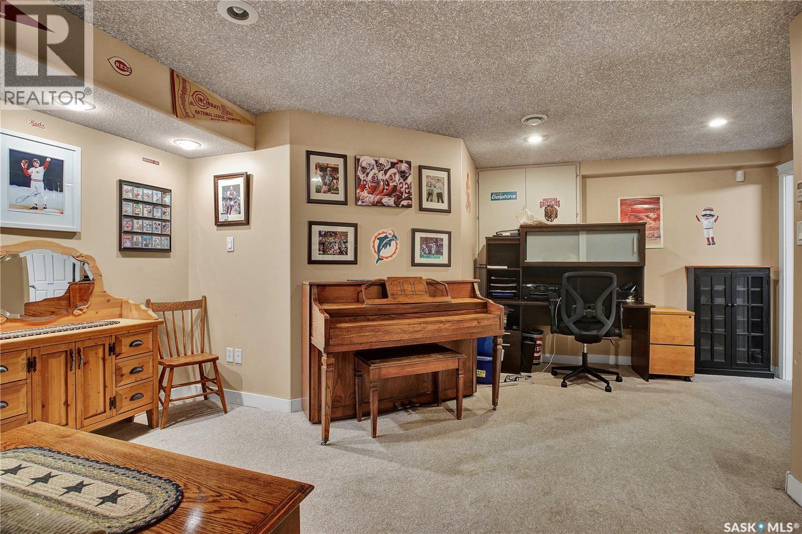 708 4th Street W, Warman, Saskatchewan  S0K 4S0 - Photo 20 - SK025488