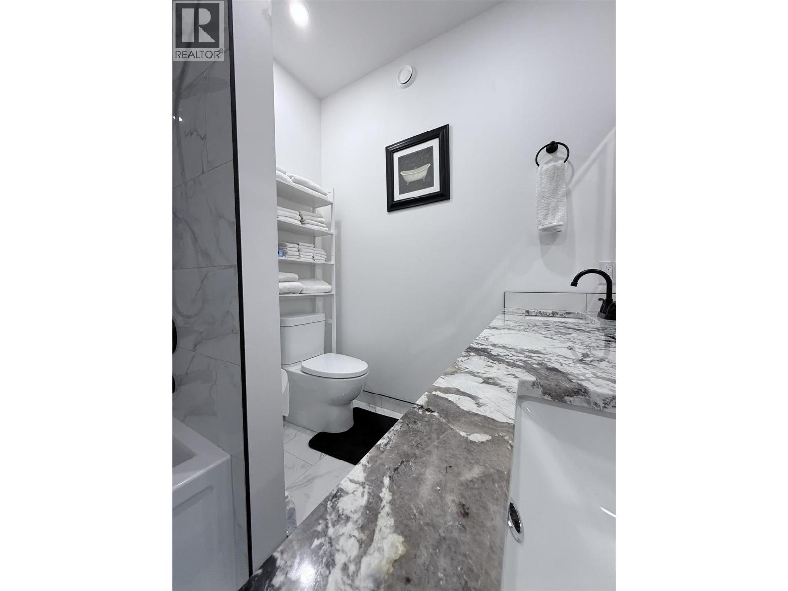 8779 Mountain View Street, Canal Flats, British Columbia  V0B 1B0 - Photo 29 - 10369369